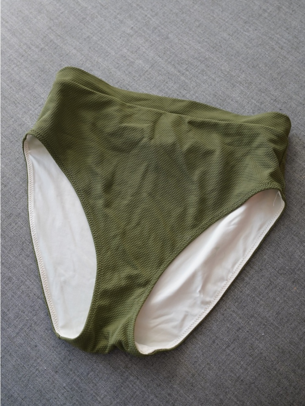 VAI Swim Ava Bottom Full Coverage in Textured Olive